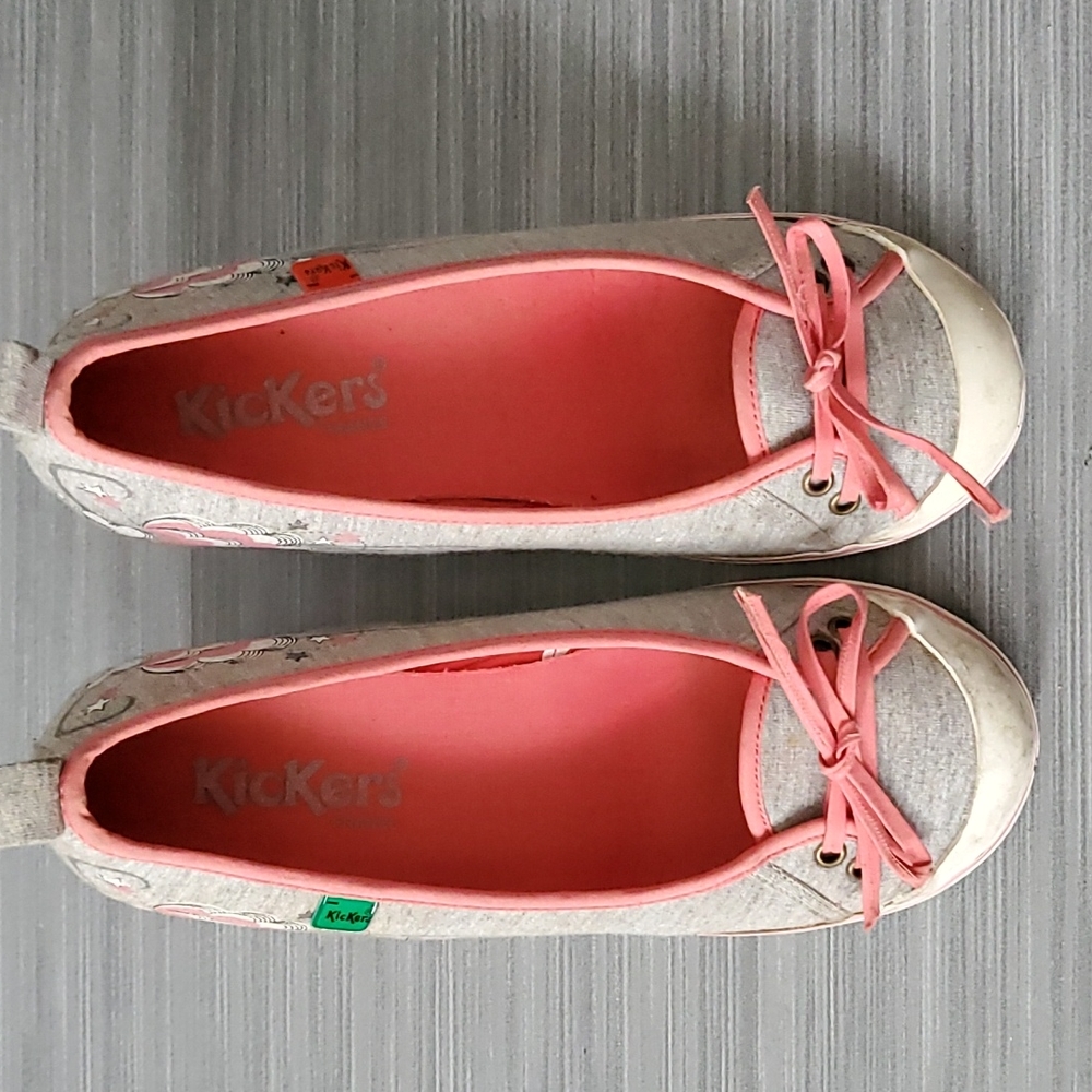 Kickers, size 6